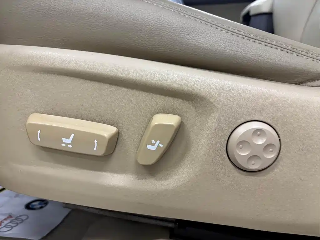 Toyota Prado 2017 — фото 15