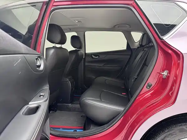 Nissan Tiida 2023