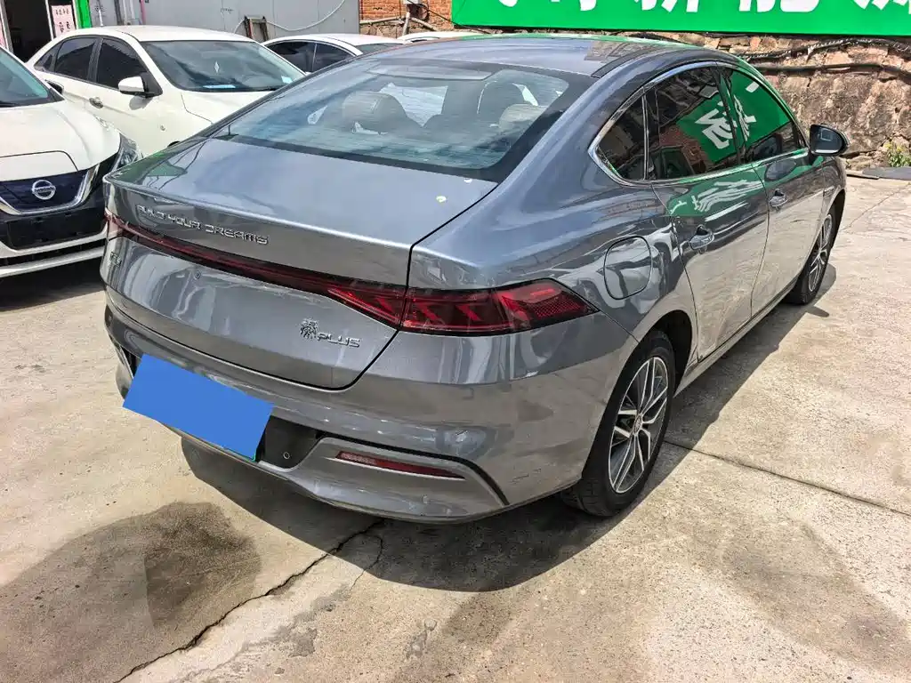 BYD Qin PLUS 2023 — фото 4