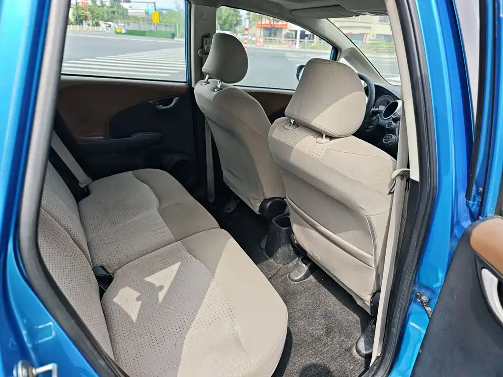 Honda Fit 2013 — фото 12