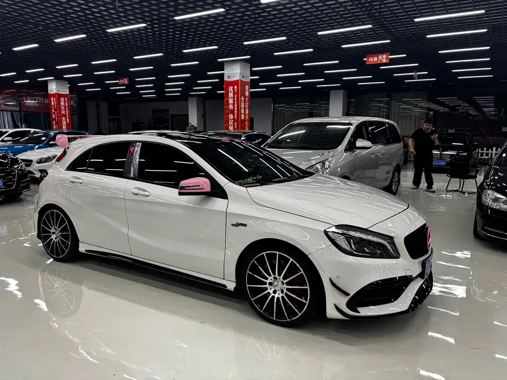 Mercedes-Benz A-Class AMG 2018 — фото 3