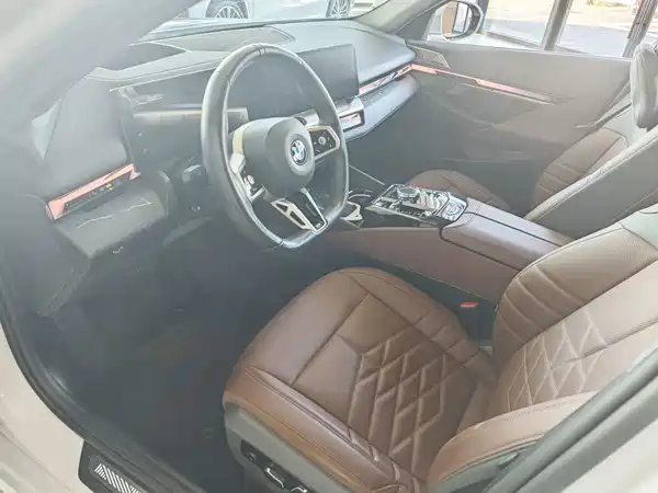 BMW 5 Series 2025