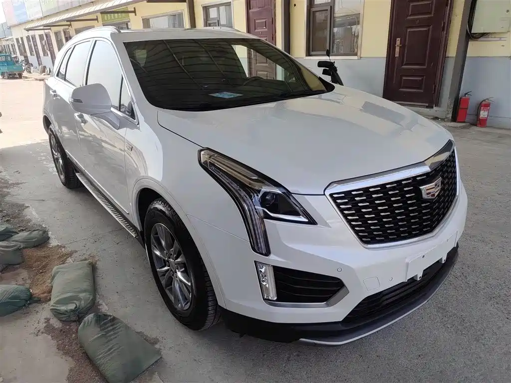 Cadillac XT5 2020 — фото 22