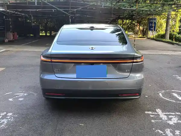 NIO ET7 2025