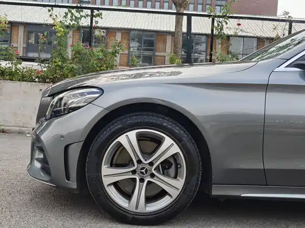 Mercedes-Benz C-Class 2020