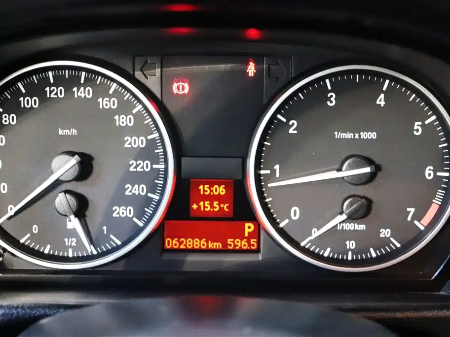 BMW X1 2012 — фото 15