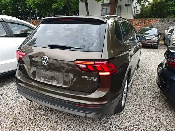 Volkswagen Tiguan L 2018