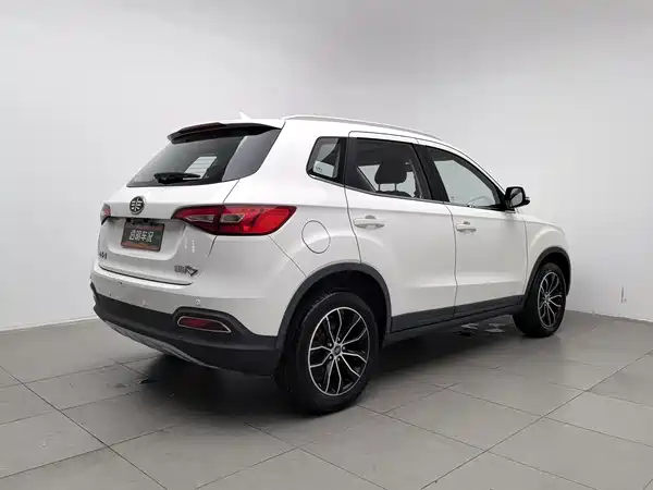 FAW Senya R7 2017