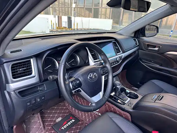 Toyota Highlander 2019
