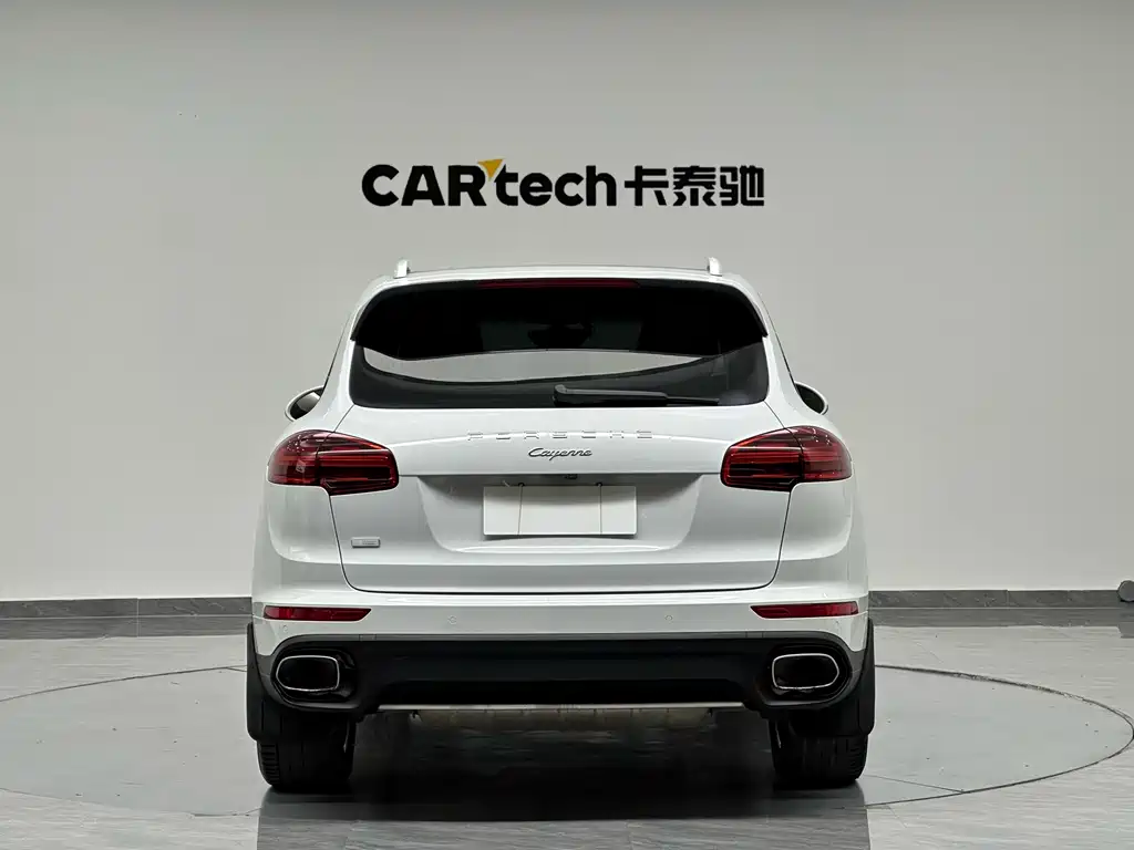 Porsche Cayenne 2016 — фото 7