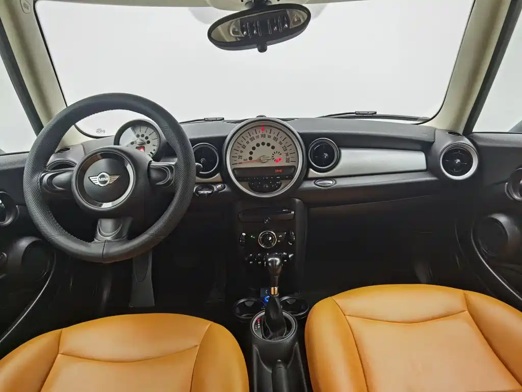 MINI Clubman 2013