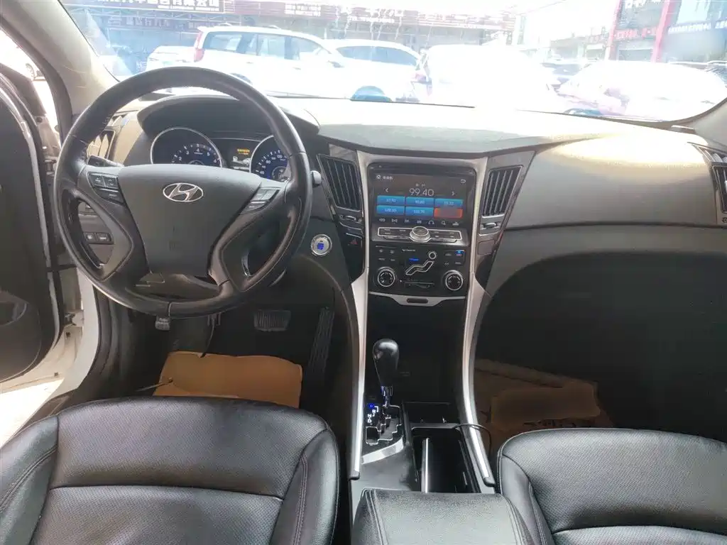 Hyundai Sonata 2016 — фото 10