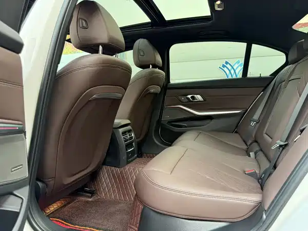 BMW 3 Series 2024