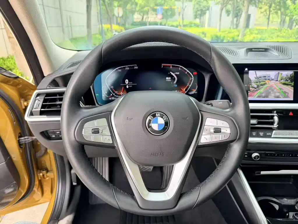 BMW 3 Series 2020 — фото 18