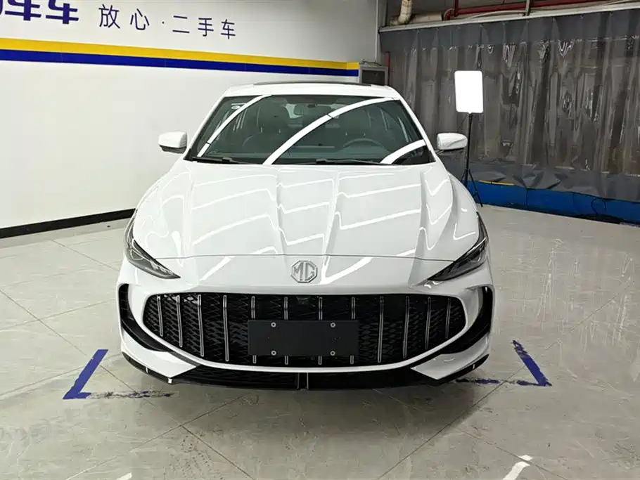 MG 5 2025