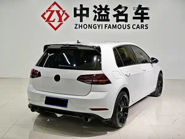 Volkswagen Golf 2020