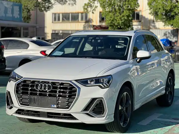 Audi Q3 2022