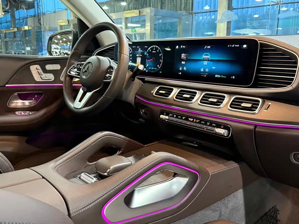 Mercedes-Benz GLE 2020 — фото 10