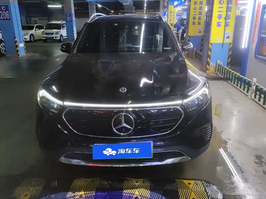 Mercedes-Benz EQB 2023