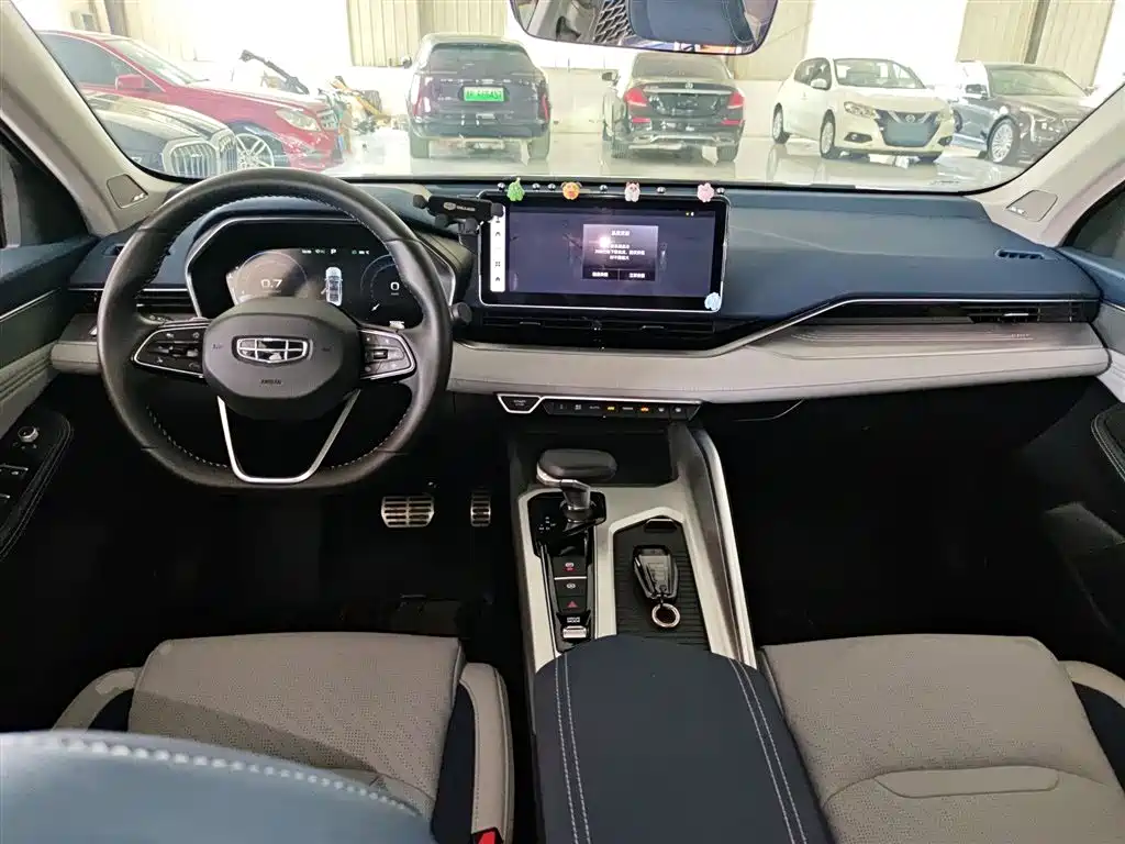 Geely Xingrui 2023 — фото 10