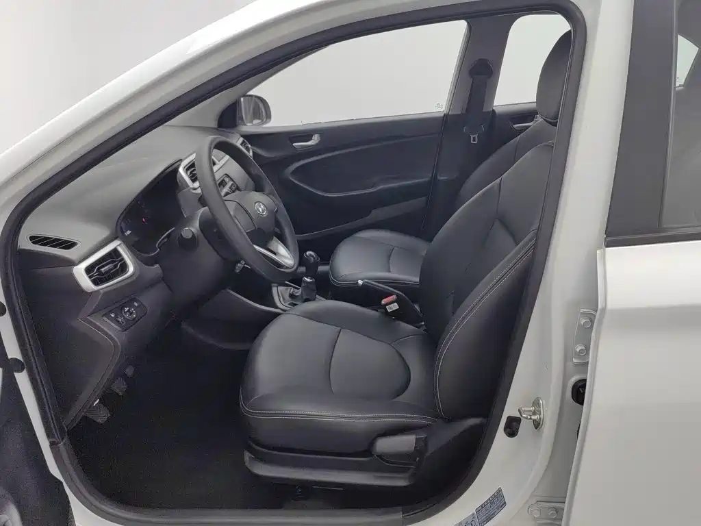 Hyundai Accent 2020 — фото 10