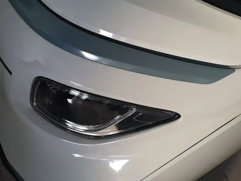 Wuling Nano EV 2022 — фото 24
