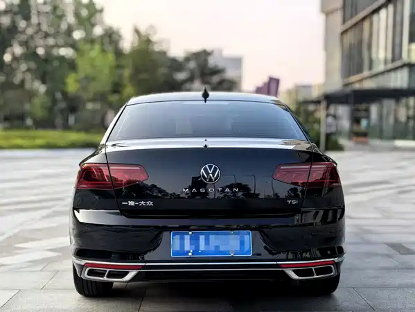 Volkswagen Magotan 2025