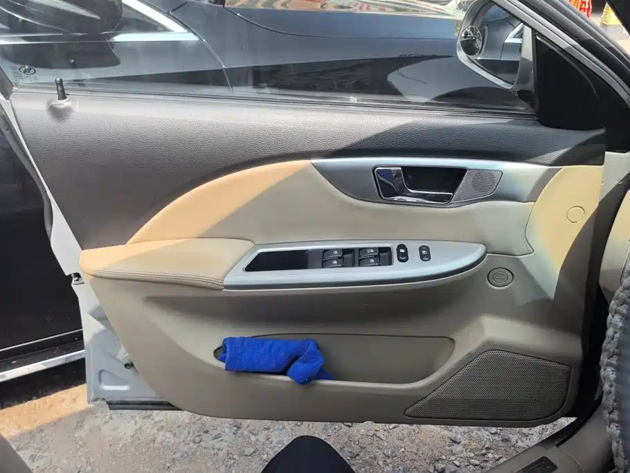 Buick Excelle 2013