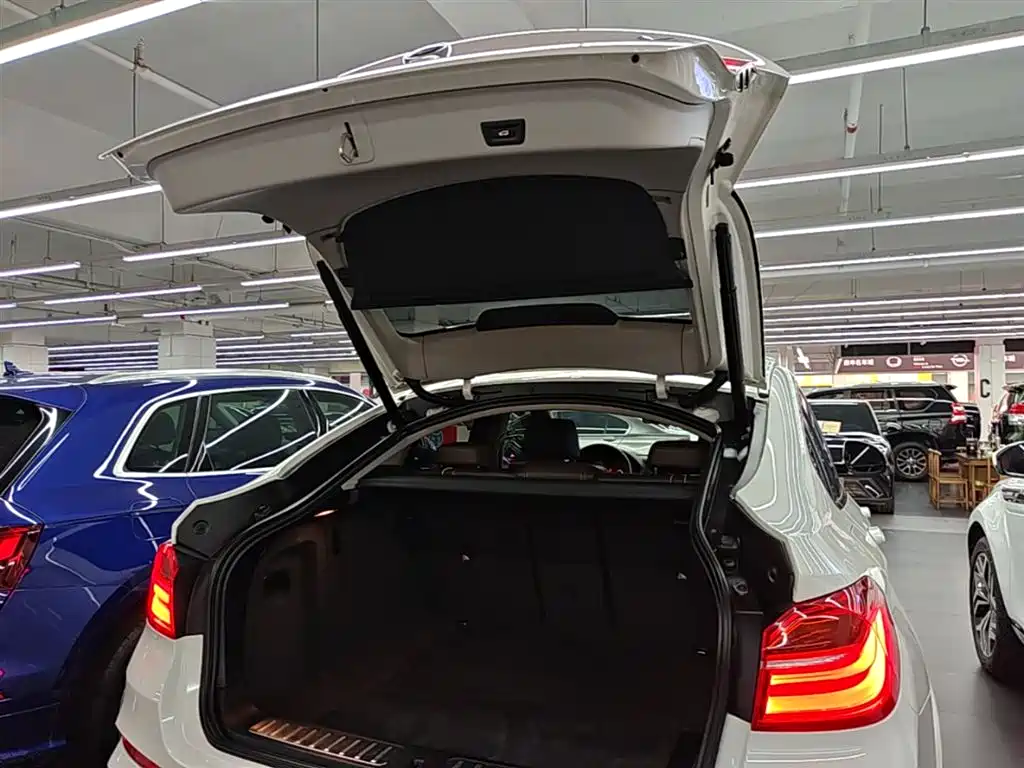 BMW X4 2018 — фото 19