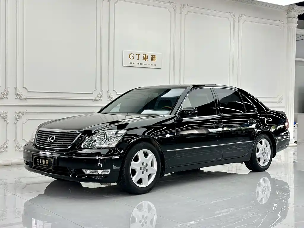 Lexus LS 2004