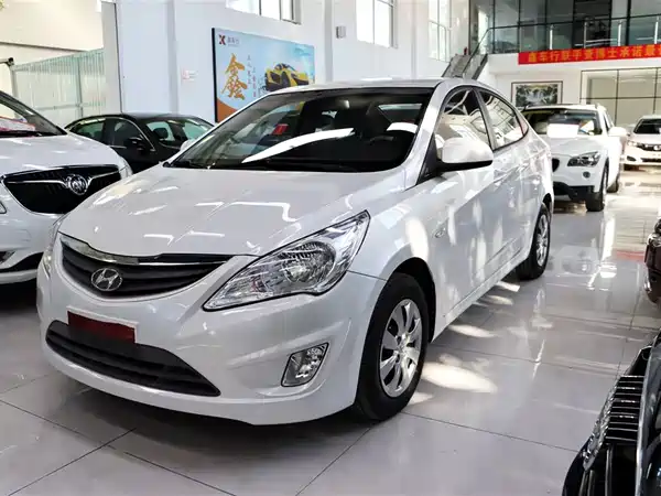 Hyundai Accent 2011