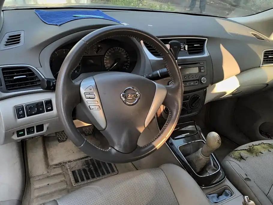 Nissan Sylphy 2014 — фото 12
