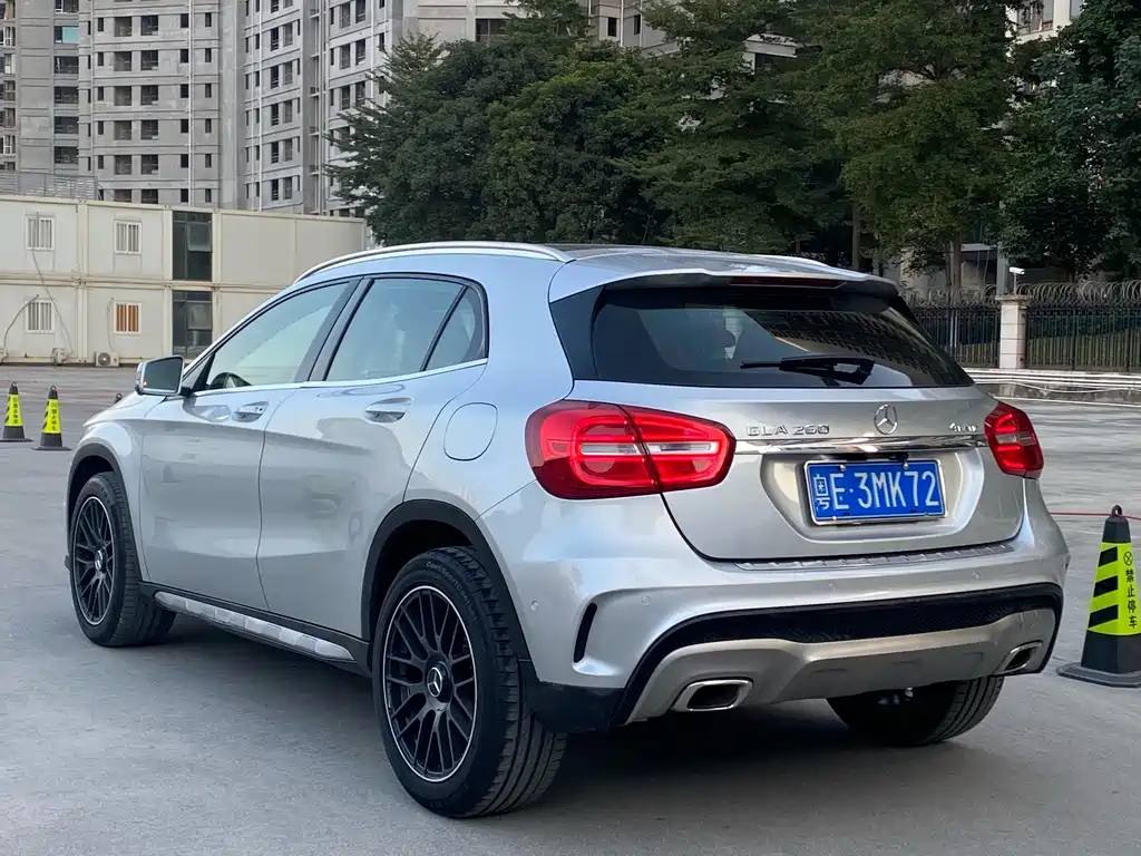 Mercedes-Benz GLA 2015 — фото 4