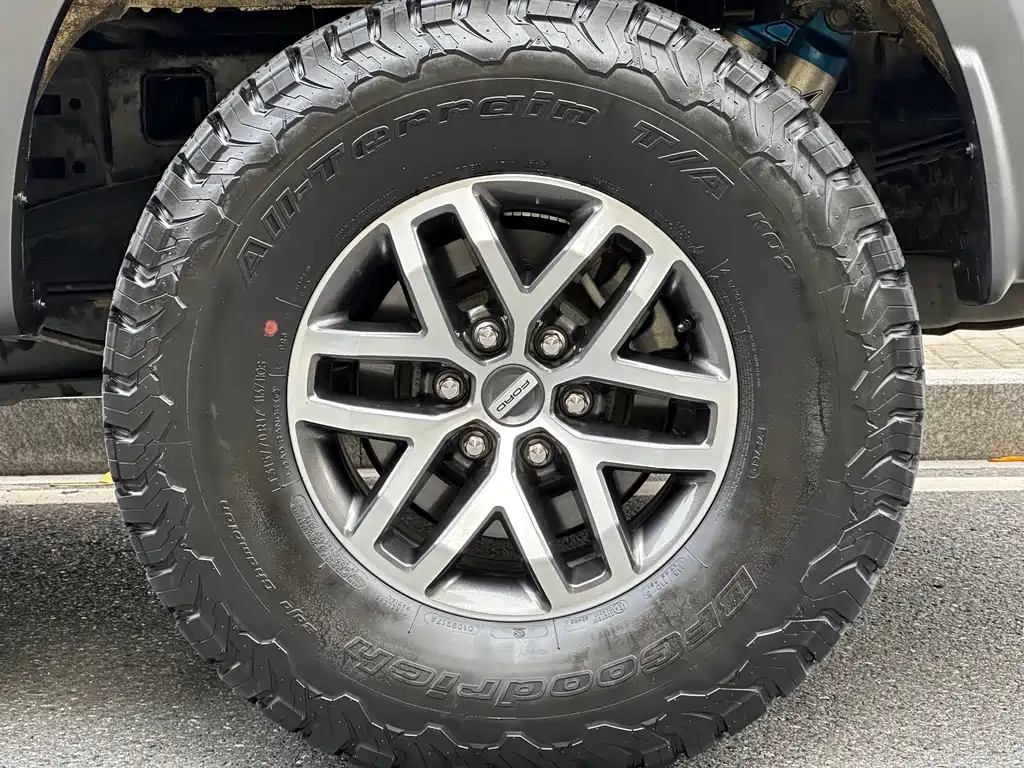 Ford F-150 Raptor 2018 — фото 26