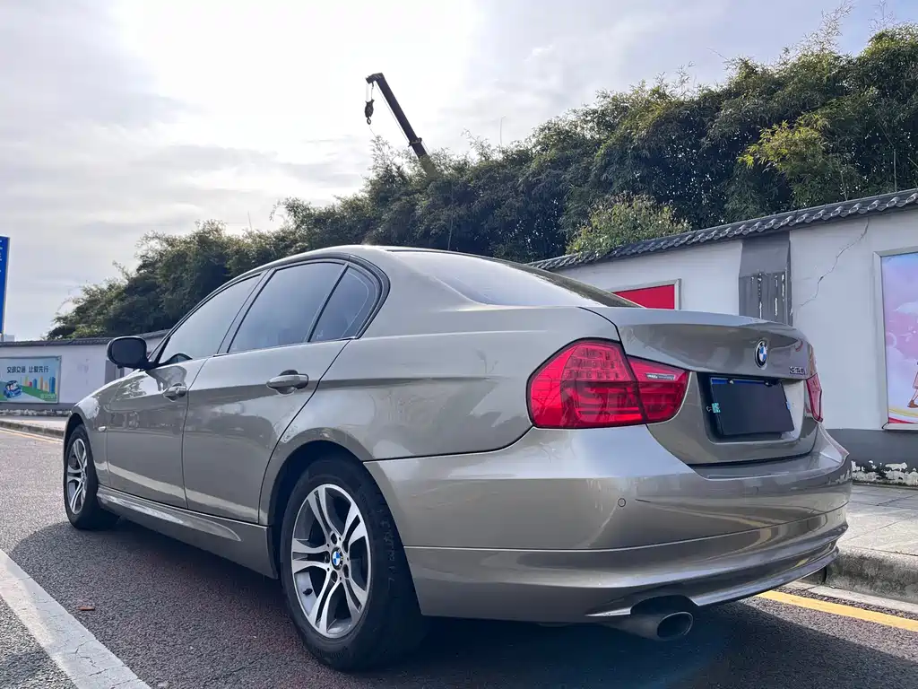 BMW 3 Series 2012 — фото 12