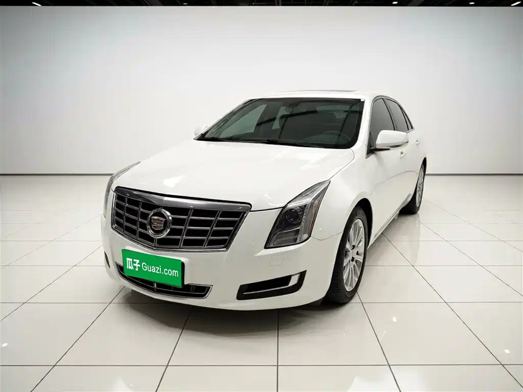 Cadillac XTS 2014 — фото 2
