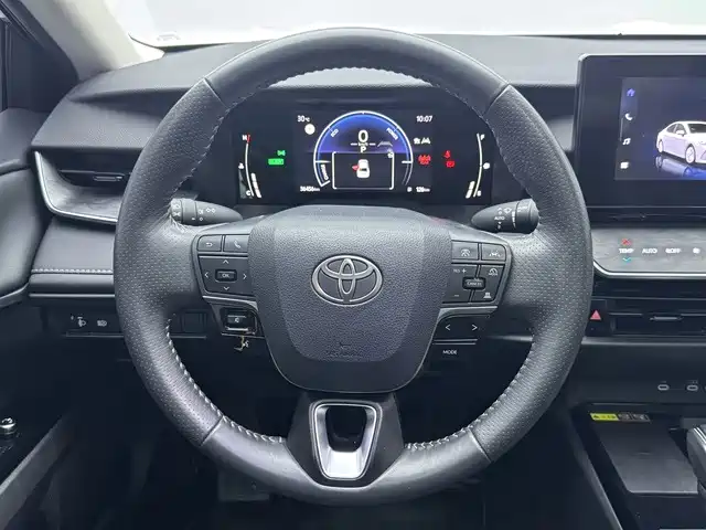 Toyota Camry 2025 — фото 11