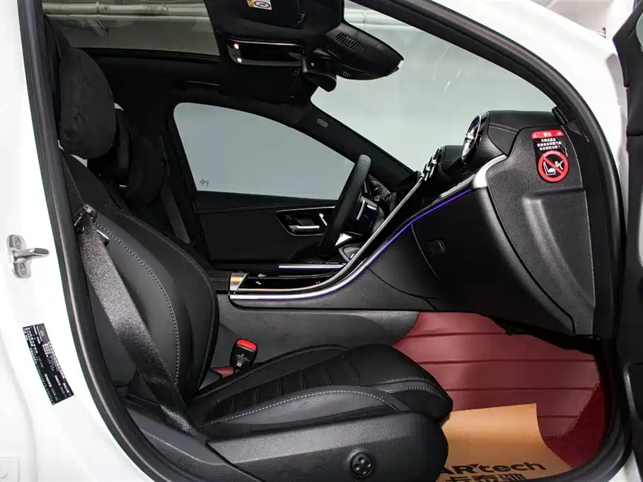 Mercedes-Benz C-Class 2026 — фото 13