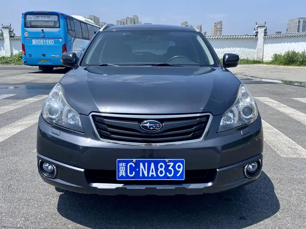 Subaru Outback 2013 — фото 2