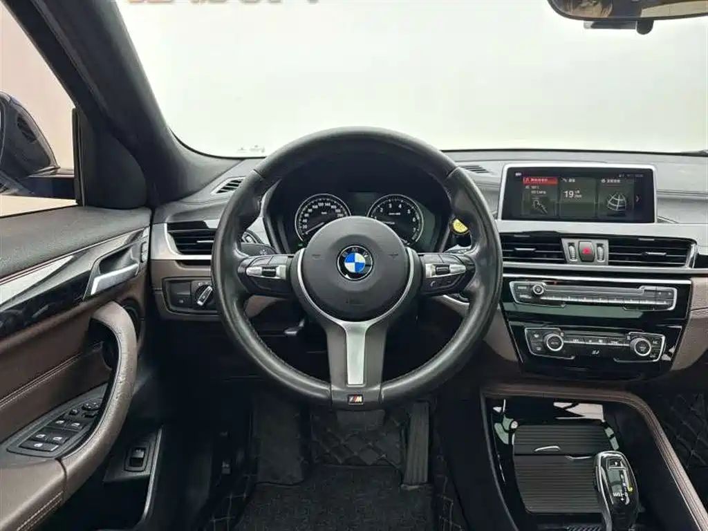 BMW X2 2020 — фото 9