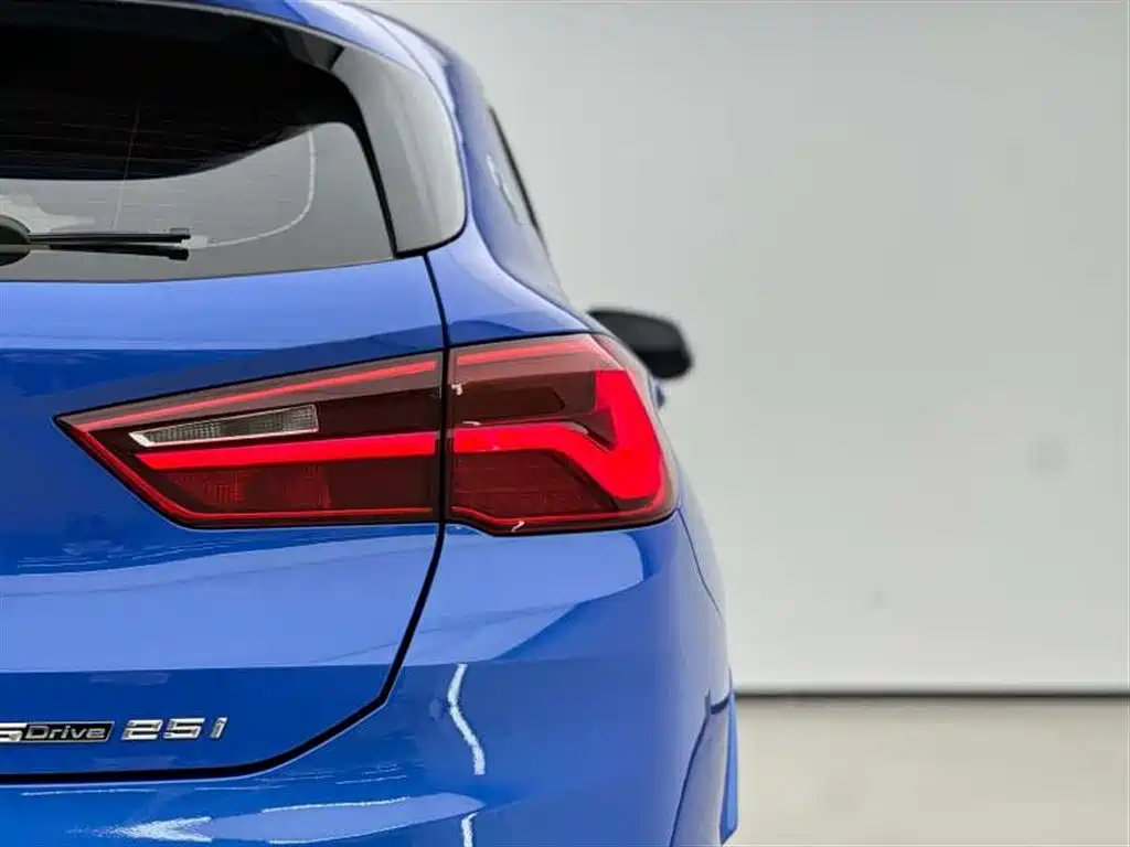 BMW X2 2020 — фото 16
