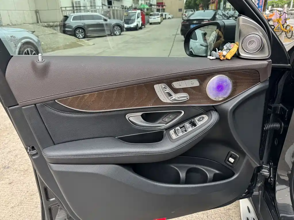 Mercedes-Benz GLC 2021
