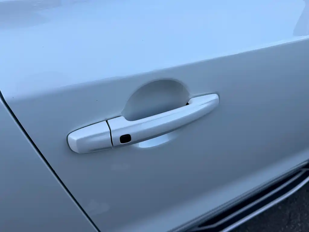 Suzuki Vitara 2016 — фото 10