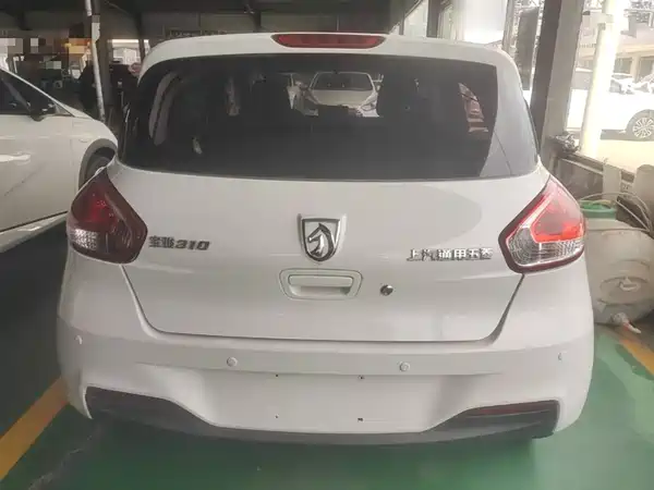 Baojun 310 2016