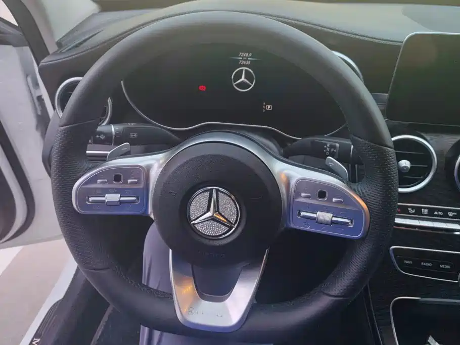 Mercedes-Benz C-Class 2021 — фото 15
