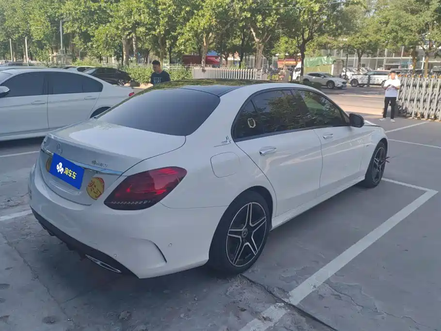 Mercedes-Benz C-Class 2021