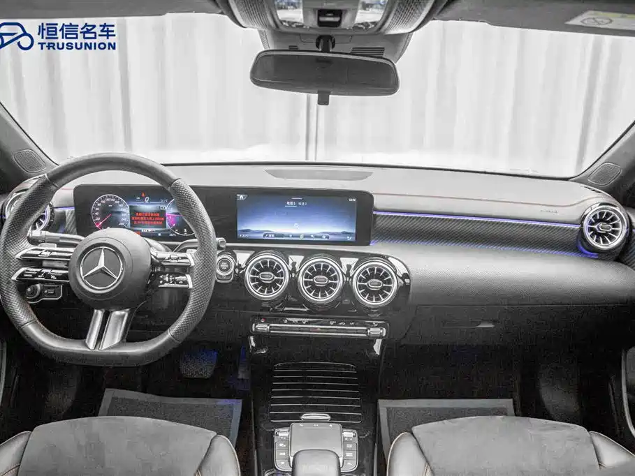Mercedes-Benz A-Class 2023 — фото 13