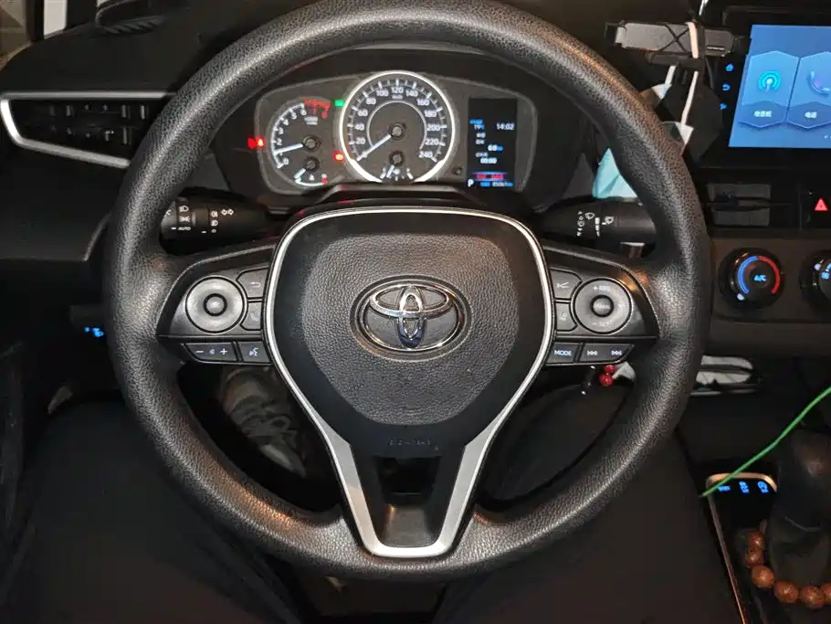 Toyota Corolla 2020 — фото 15