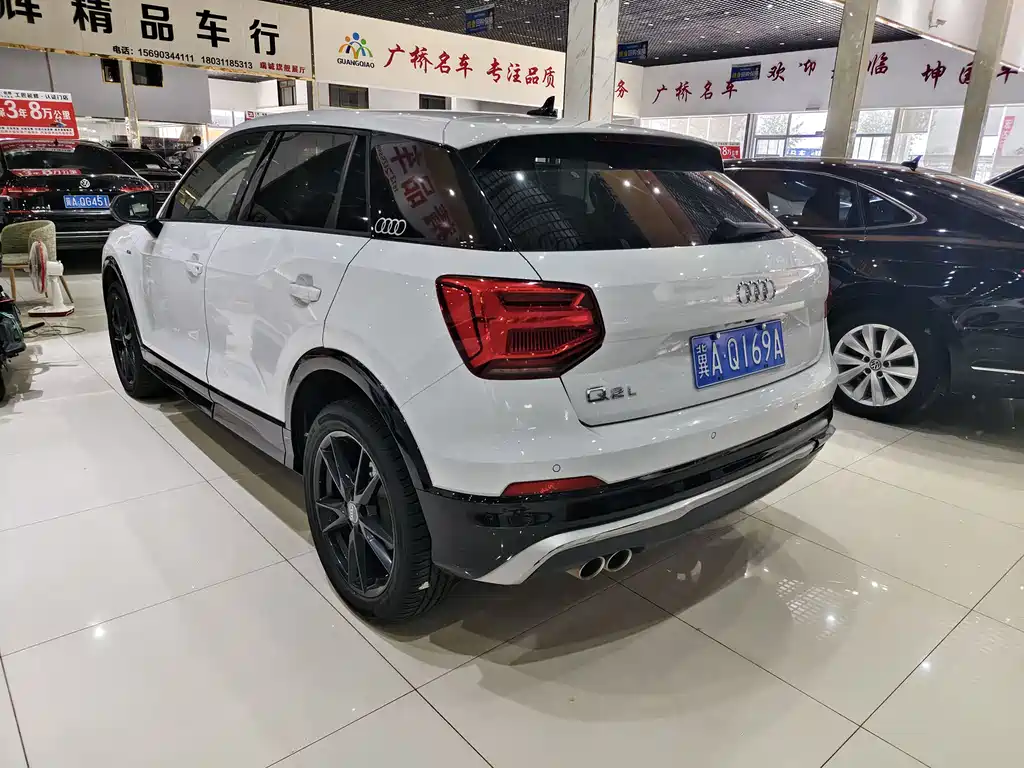 Audi Q2L 2020 — фото 13