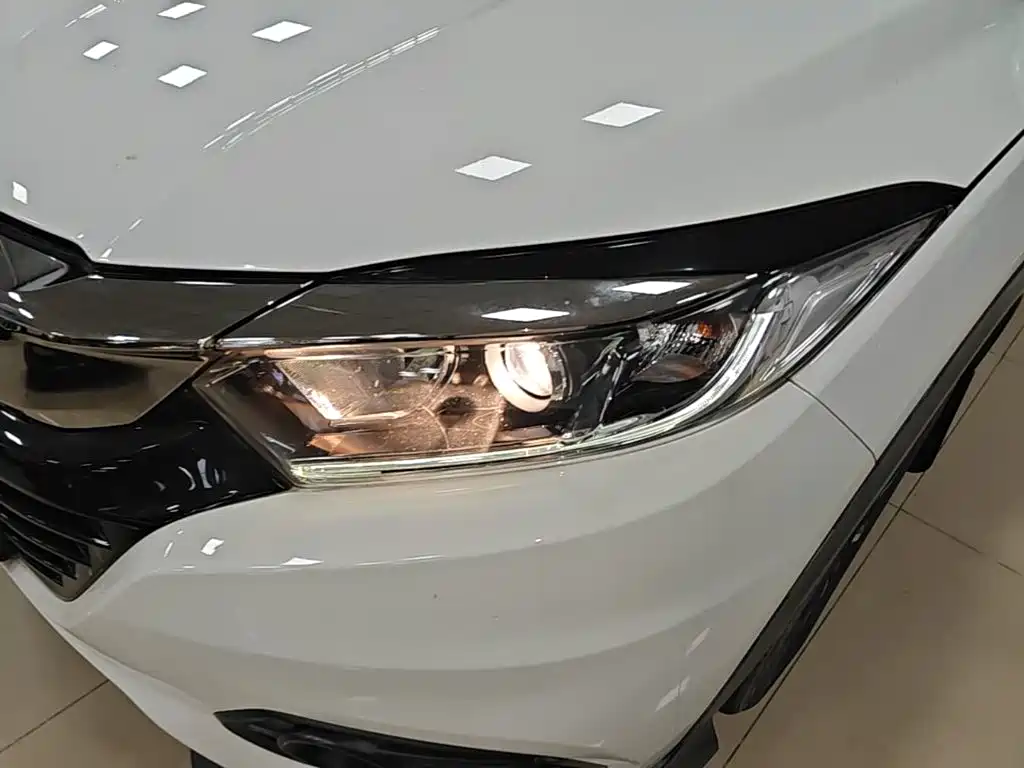 Honda Vezel 2020 — фото 18